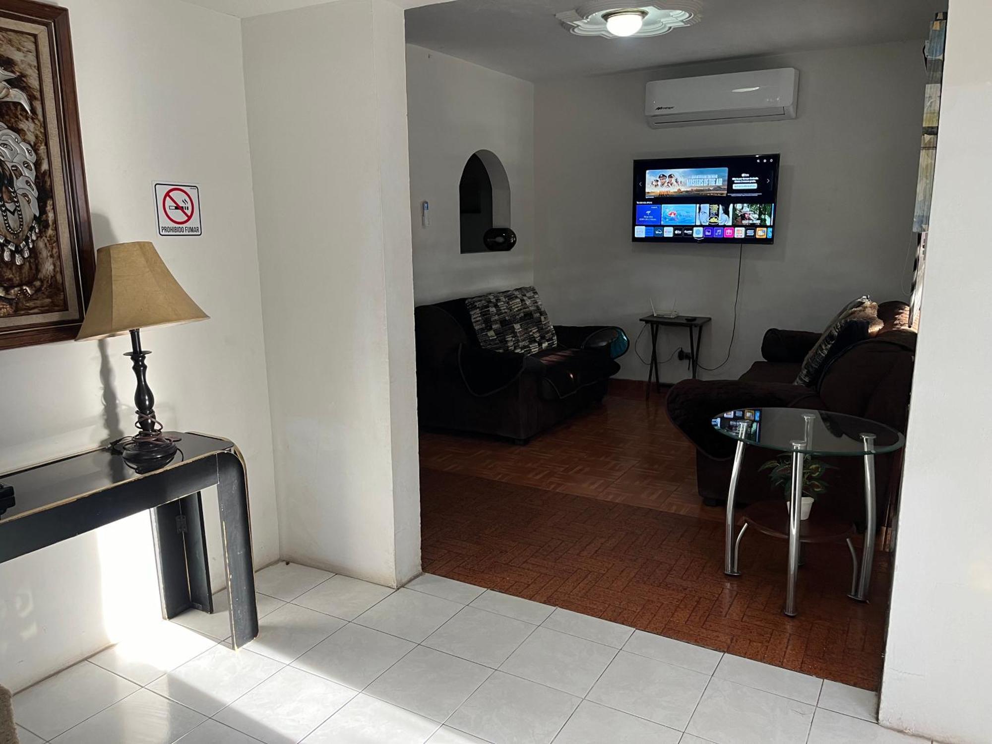 Casa Grande Y Centrica, 3 Cuartos Y 2 Banos Appartement Hermosillo Buitenkant foto
